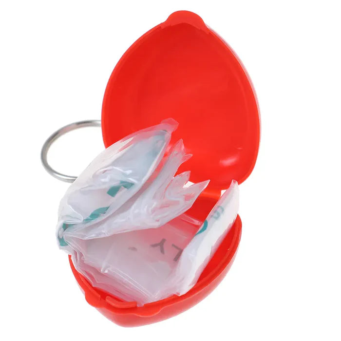 CPR mask with heart shaped case - Large